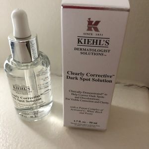 Kiehl’s Clearly Corrective Dark Spot Solution
